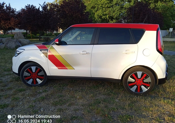 Kia Soul cena 41500 przebieg: 149000, rok produkcji 2015 z Przysucha małe 232